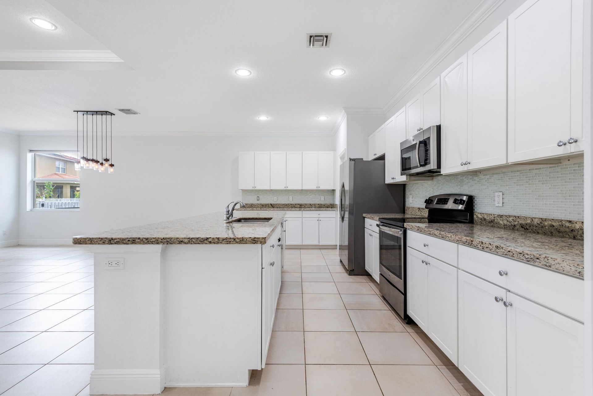 1367 NW Leonardo Circle, Port Saint Lucie, FL 34986 Photo