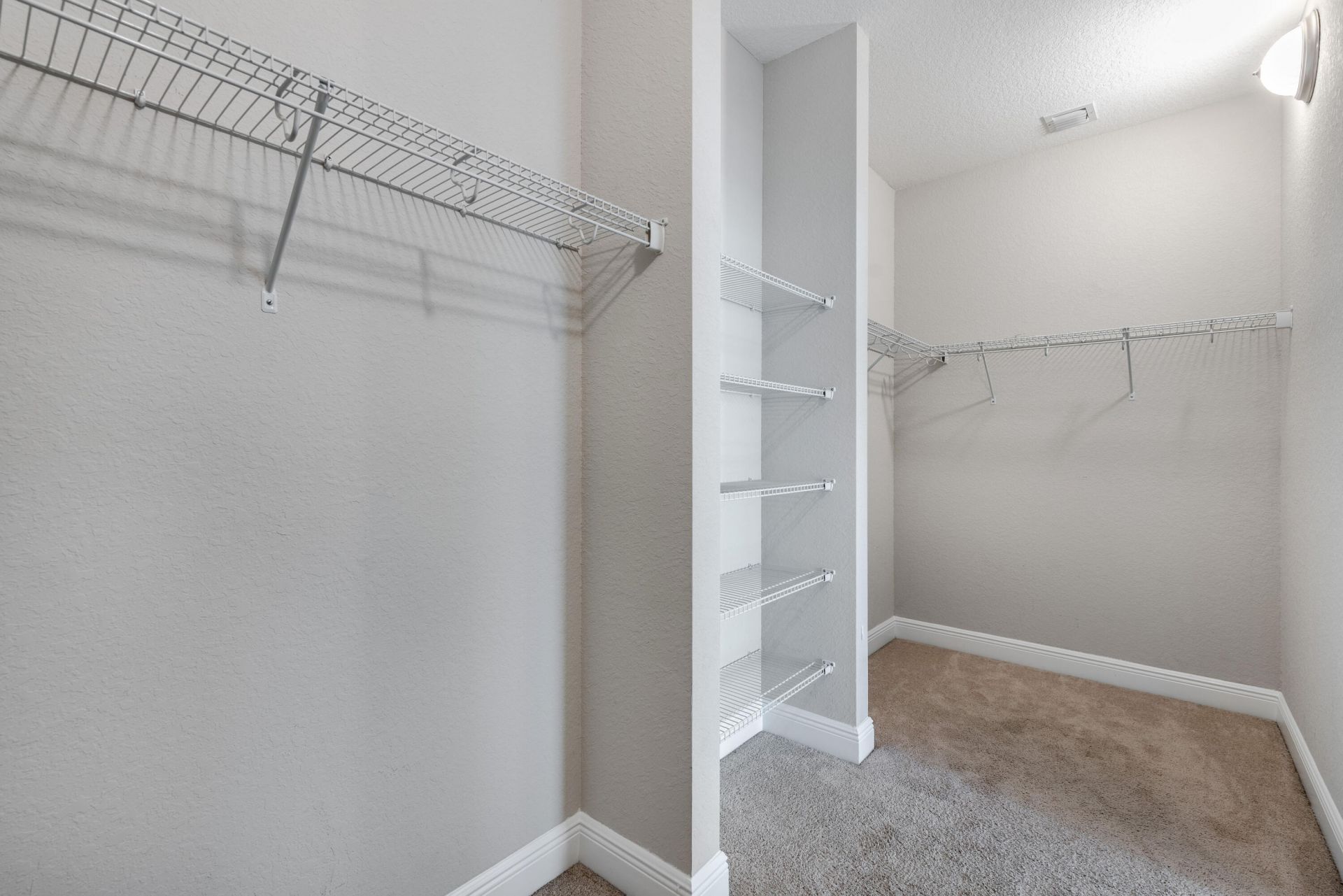 1367 NW Leonardo Circle, Port Saint Lucie, FL 34986 Photo