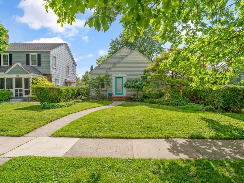 886 S Roosevelt Avenue, Columbus, OH 43209 Photo 1