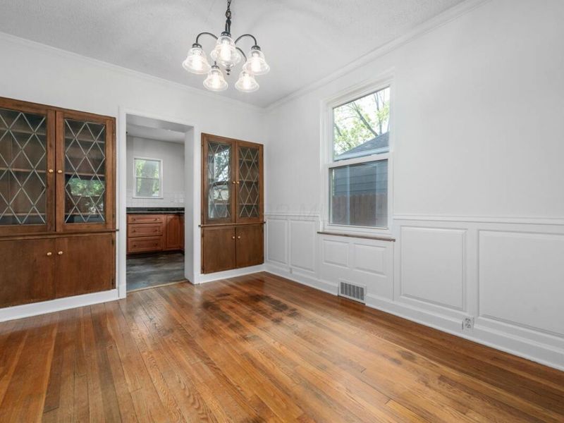 886 S Roosevelt Avenue, Columbus, OH 43209 Photo 10