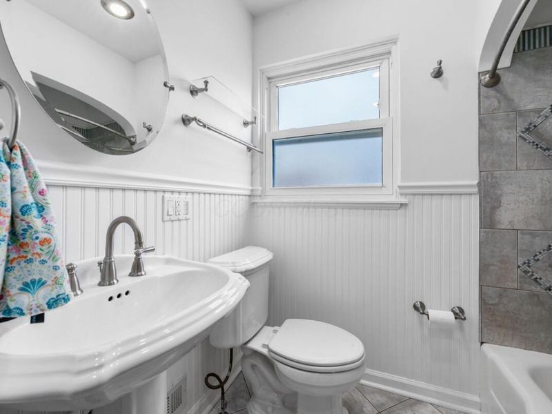 886 S Roosevelt Avenue, Columbus, OH 43209 Photo 22