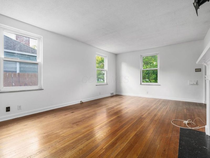 886 S Roosevelt Avenue, Columbus, OH 43209 Photo 7