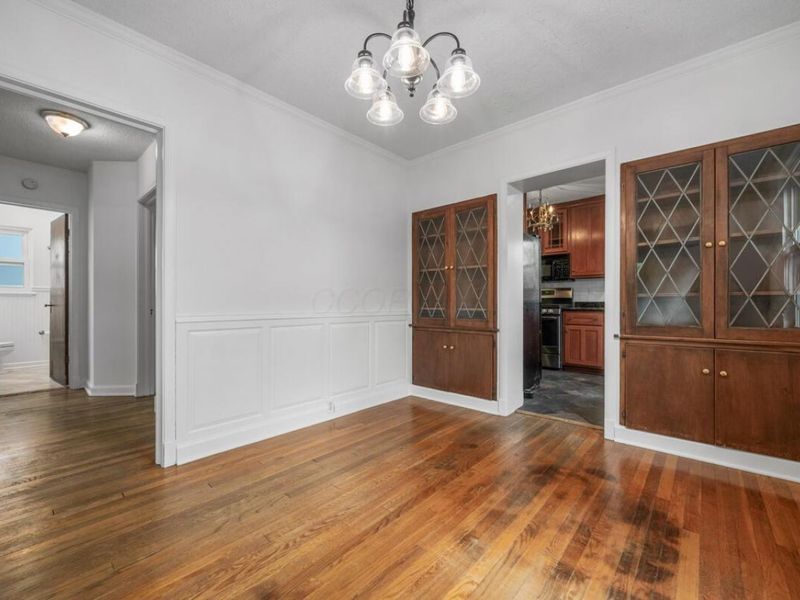 886 S Roosevelt Avenue, Columbus, OH 43209 Photo 9