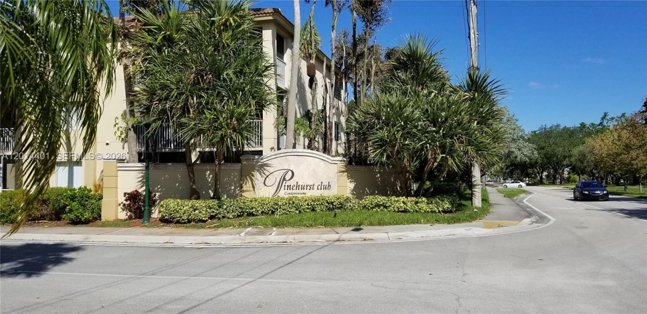 470 S Park Rd , Unit 7-110, Hollywood, FL 33021 Photo
