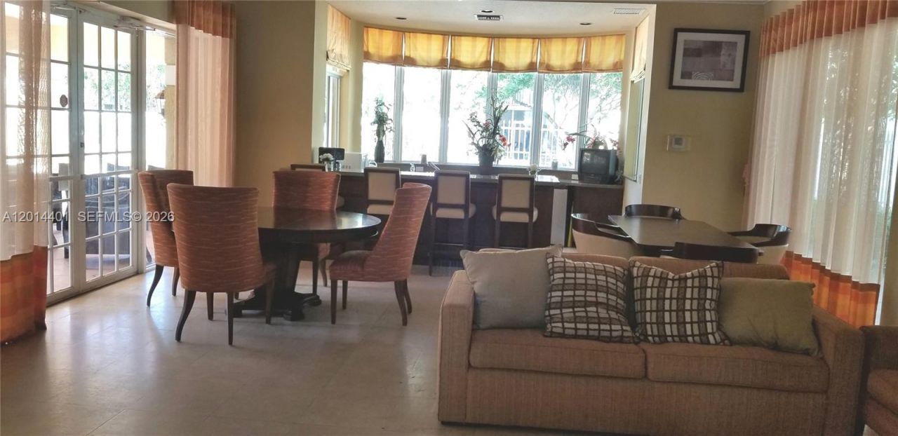 470 S Park Rd , Unit 7-110, Hollywood, FL 33021 Photo