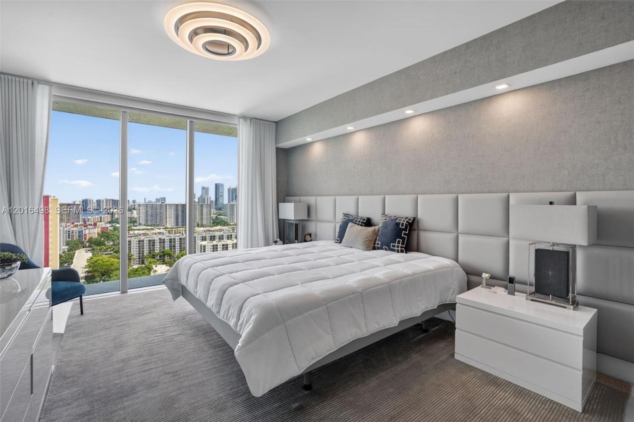330 Sunny Isles Blvd , Unit 5-2301, Sunny Isles Beach, FL 33160 Photo