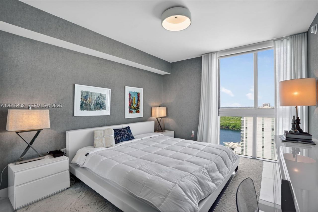 330 Sunny Isles Blvd , Unit 5-2301, Sunny Isles Beach, FL 33160 Photo