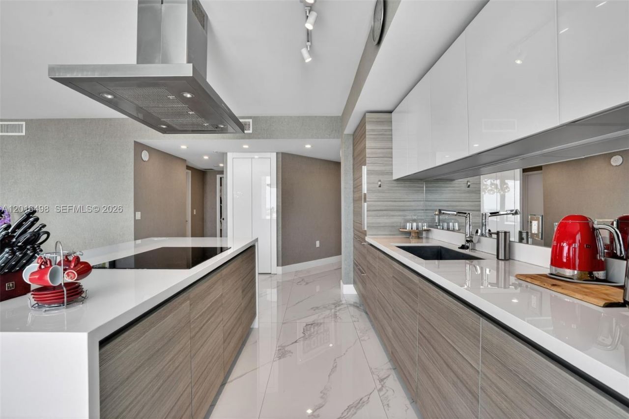 330 Sunny Isles Blvd , Unit 5-2301, Sunny Isles Beach, FL 33160 Photo