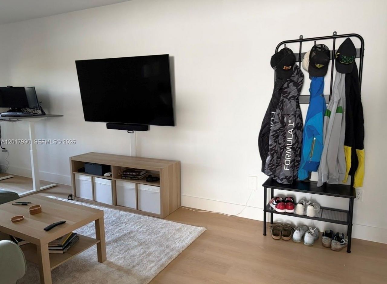 120 S Douglas Rd , Unit 306, Miami, FL 33134 Photo