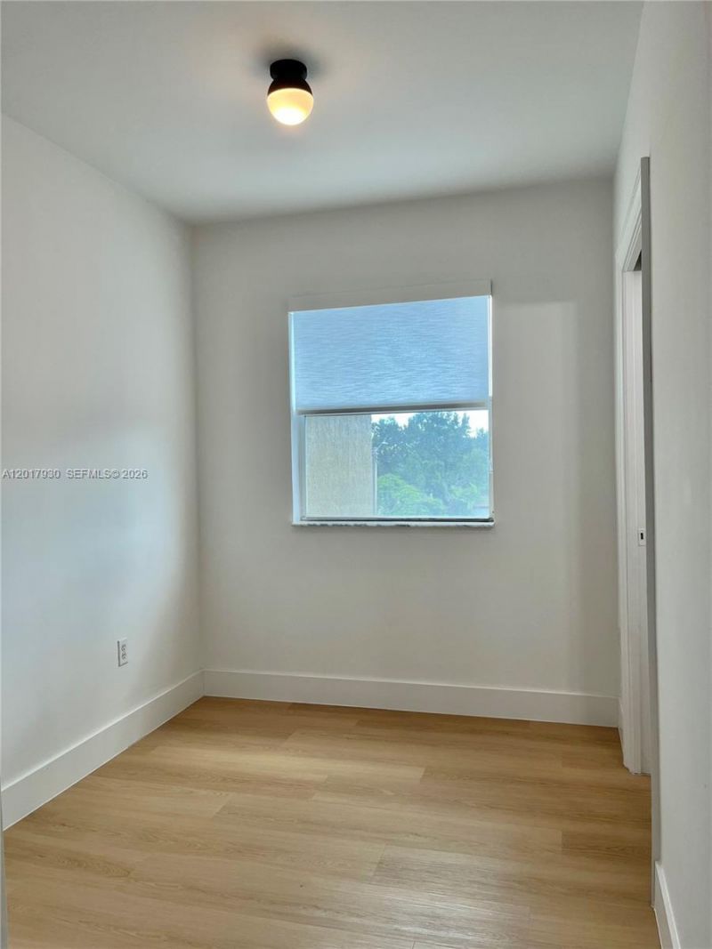 120 S Douglas Rd , Unit 306, Miami, FL 33134 Photo