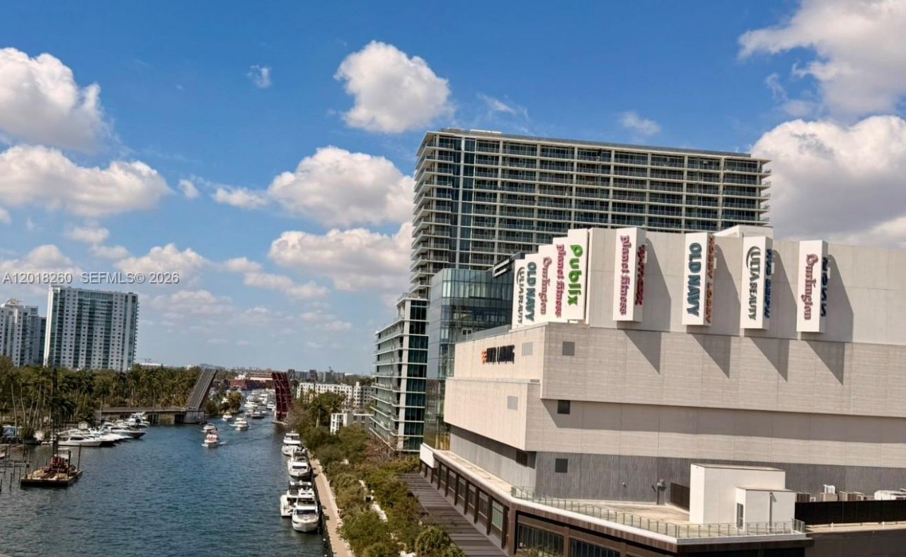 1610 NW N River Dr, Unit 303, Miami, FL 33125 Photo