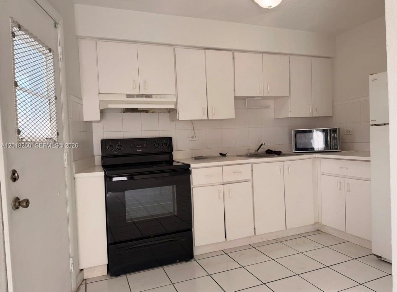 1610 NW N River Dr, Unit 303, Miami, FL 33125 Photo