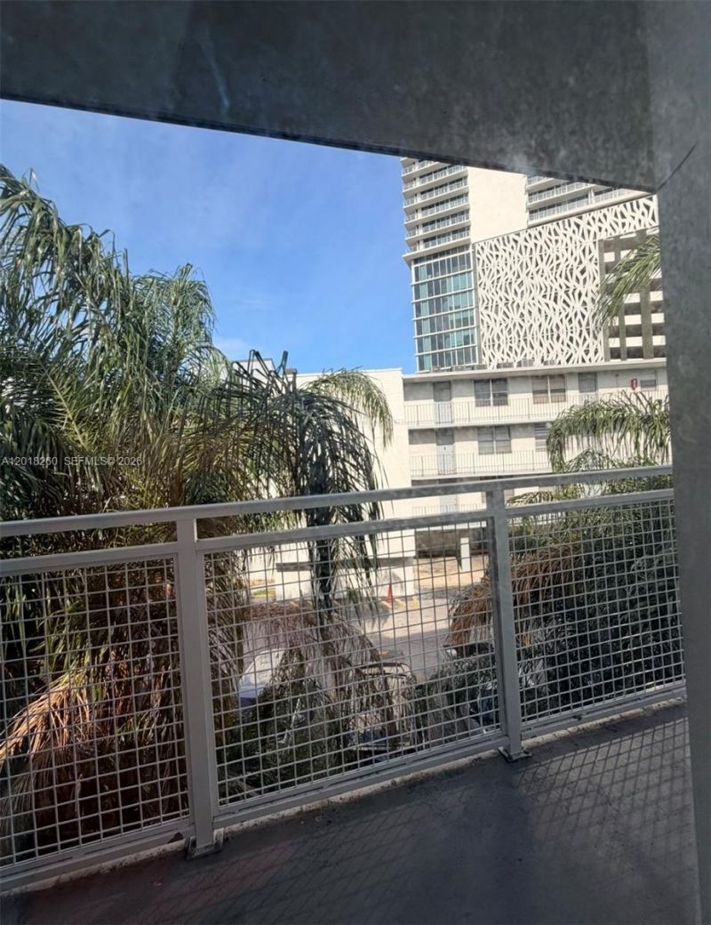 1610 NW N River Dr, Unit 303, Miami, FL 33125 Photo