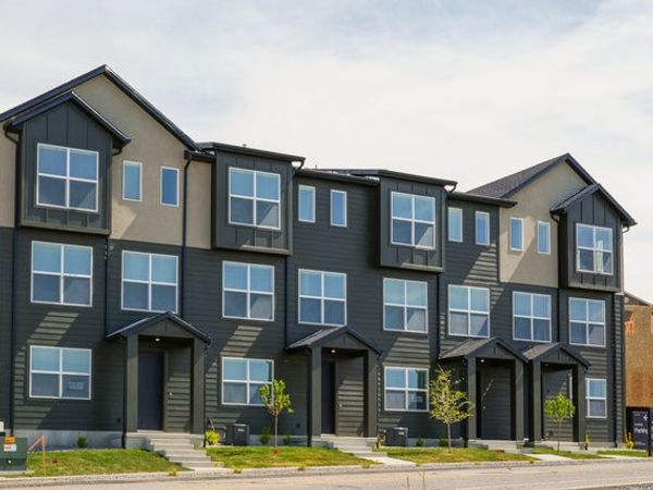 4046 S SANDRIDGE DR W, Unit 3, Roy, UT 84067