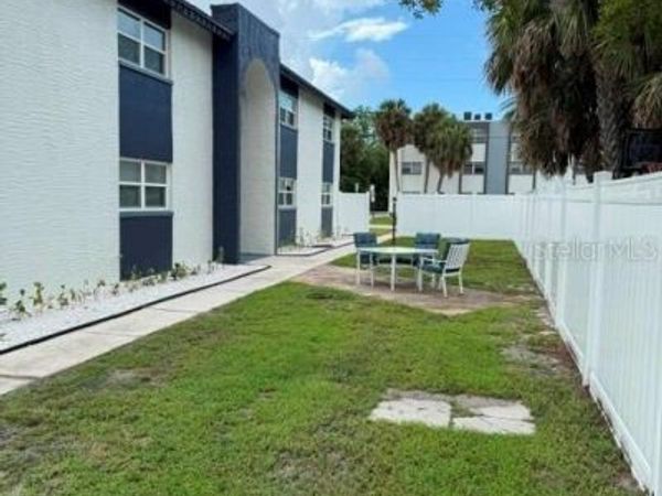 439 76TH AVENUE N, ST PETERSBURG, FL 33702