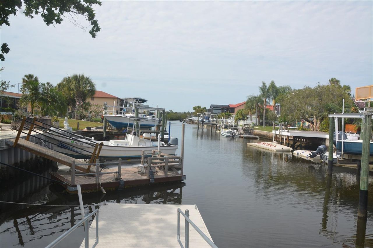 6101 Seabreeze Drive , Port Richey, FL 34668 Photo