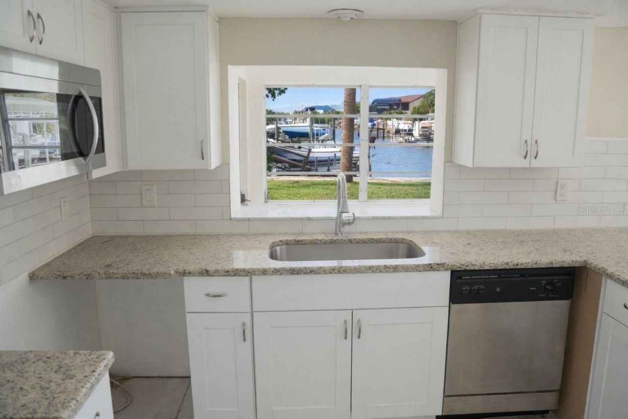 6101 Seabreeze Drive , Port Richey, FL 34668 Photo