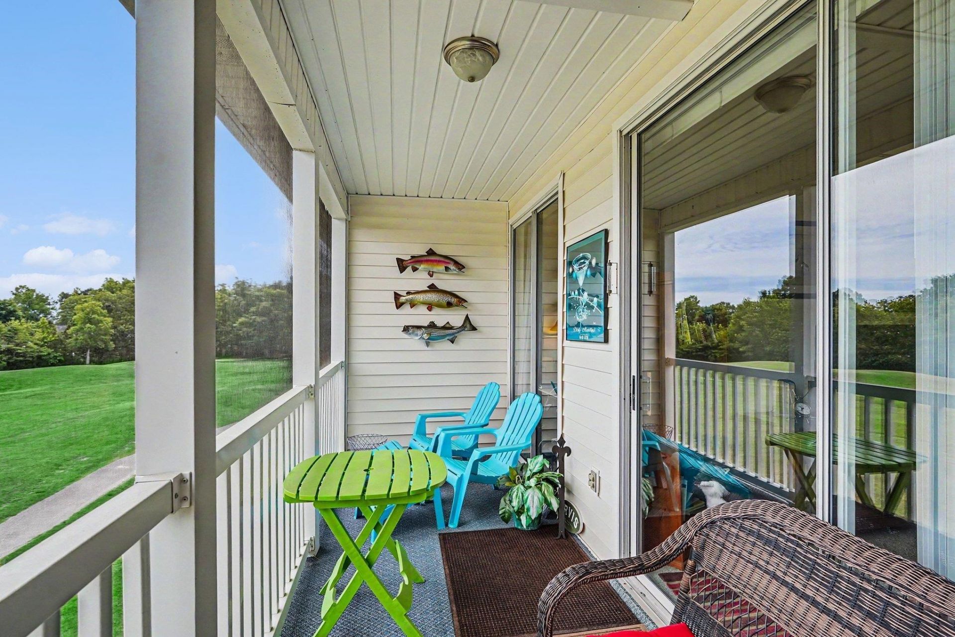 646 River Oaks Dr.  Photo 13
