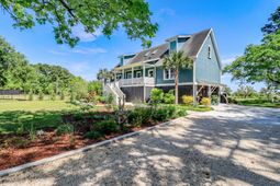 708 Donnelly Corner Drive photo 4