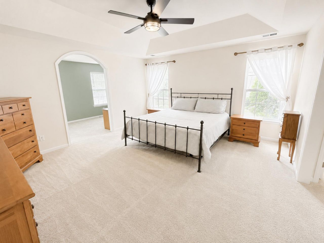9229 N Moreto Circle Photo 7