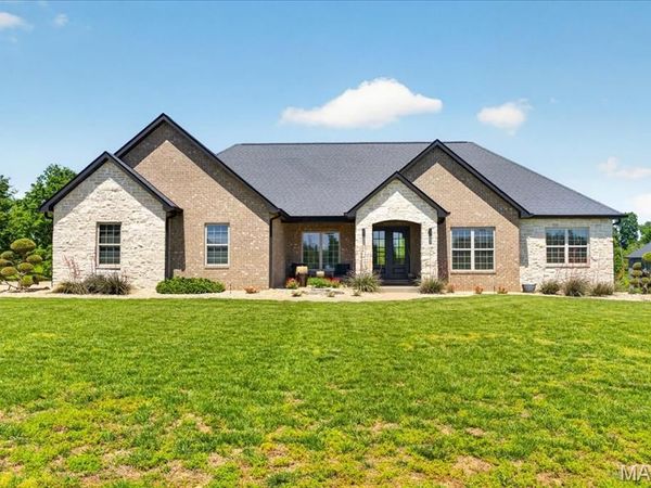5123 Kennet Drive, Columbia, IL 62236