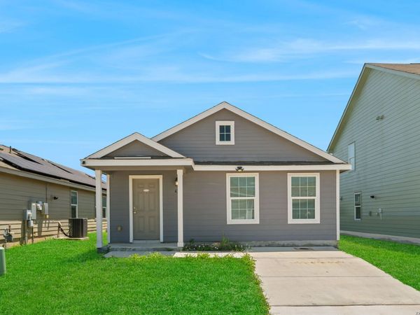 422 De Herrera, San Antonio, TX 78220