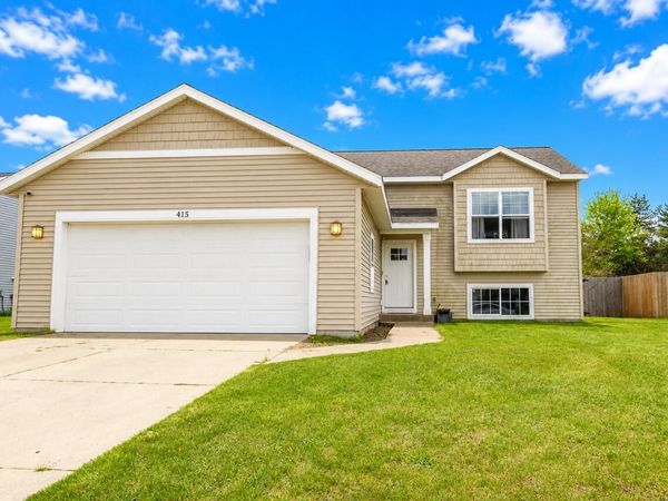 415 White Pine Drive, Belding, MI 48809