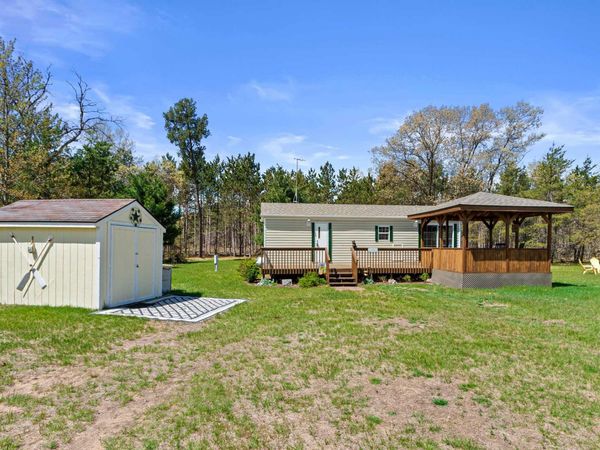 416 Sir Winston Trail, Nekoosa, WI 54457