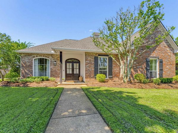 12530 Willows End Dr, Saint George, LA 70810