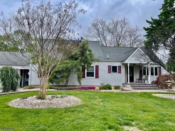 94 Bennington Pkwy, Franklin, NJ 08823
