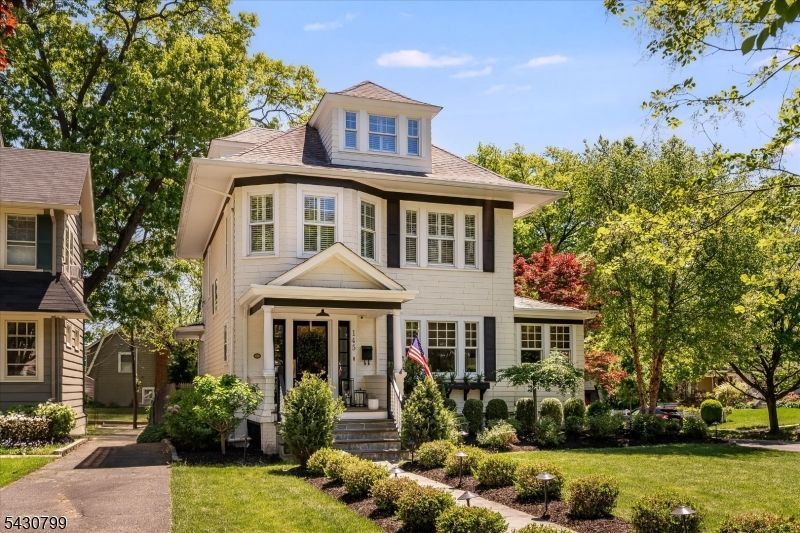 145 Hawthorne Ave, Glen Ridge, NJ 07028 Main Photo