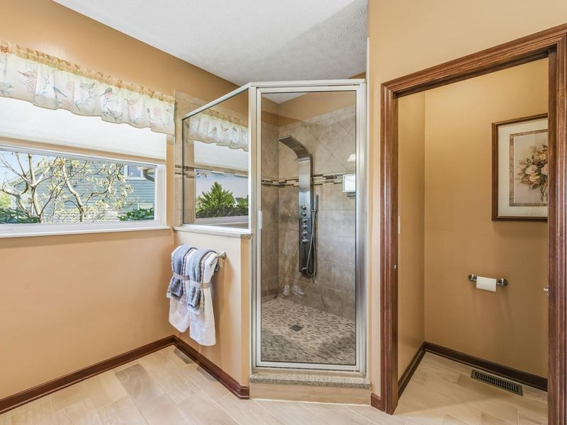 7622 Indian Springs Drive, Powell, OH 43065 Photo 16