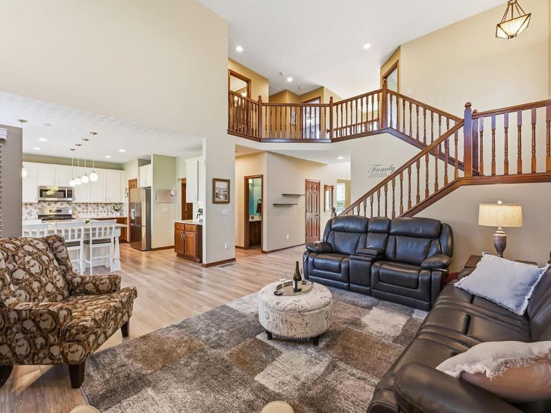 7622 Indian Springs Drive, Powell, OH 43065 Photo 4