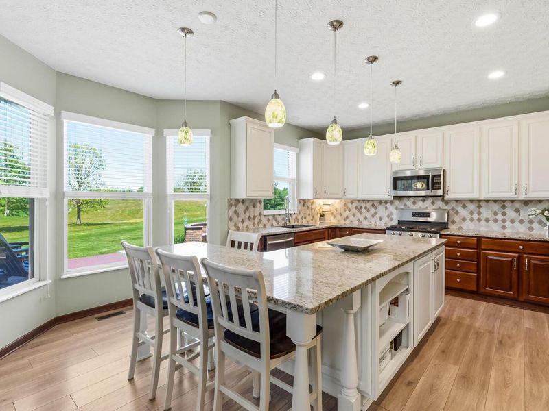 7622 Indian Springs Drive, Powell, OH 43065 Photo 8