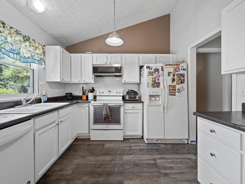 5659 Converse Court , Hilliard, OH 43026 Photo 6
