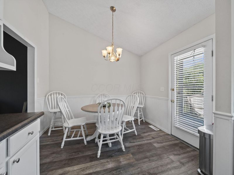 5659 Converse Court , Hilliard, OH 43026 Photo 9