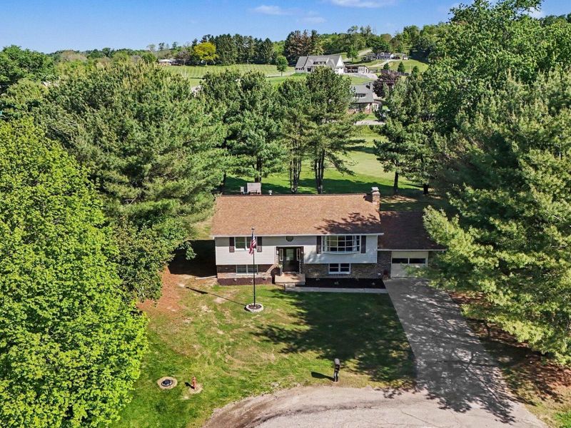 11795 James Drive , Logan, OH 43138 Photo 31