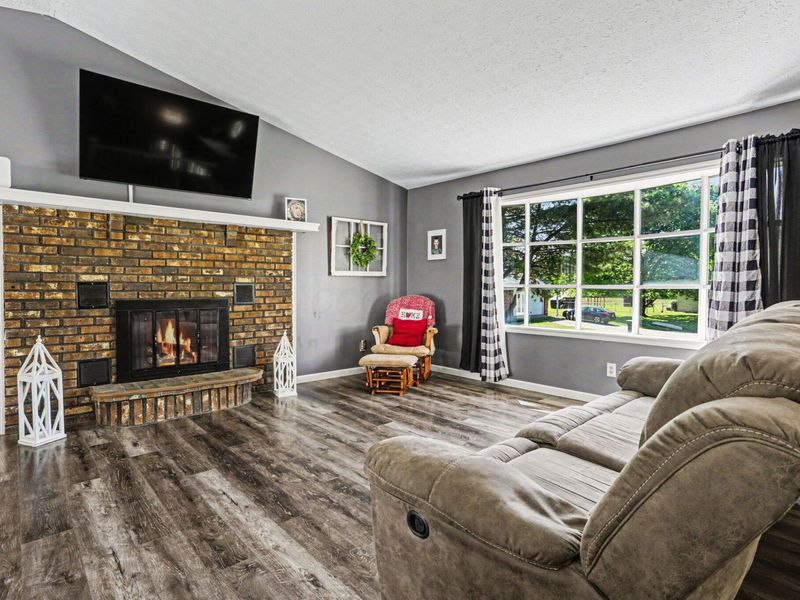 11795 James Drive , Logan, OH 43138 Photo 6