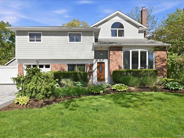 1811 Wilson Avenue , Merrick, NY 11566