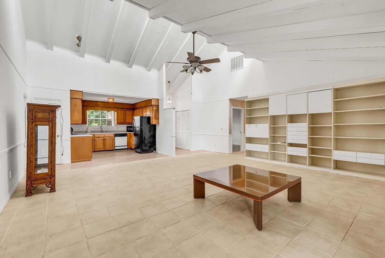 1300 Elizabeth St.  Photo 11
