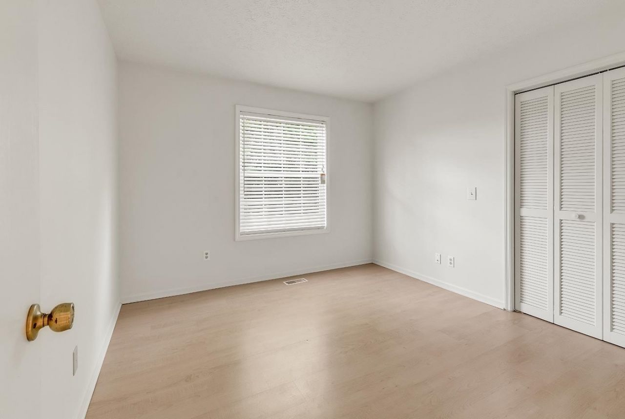1300 Elizabeth St.  Photo 25