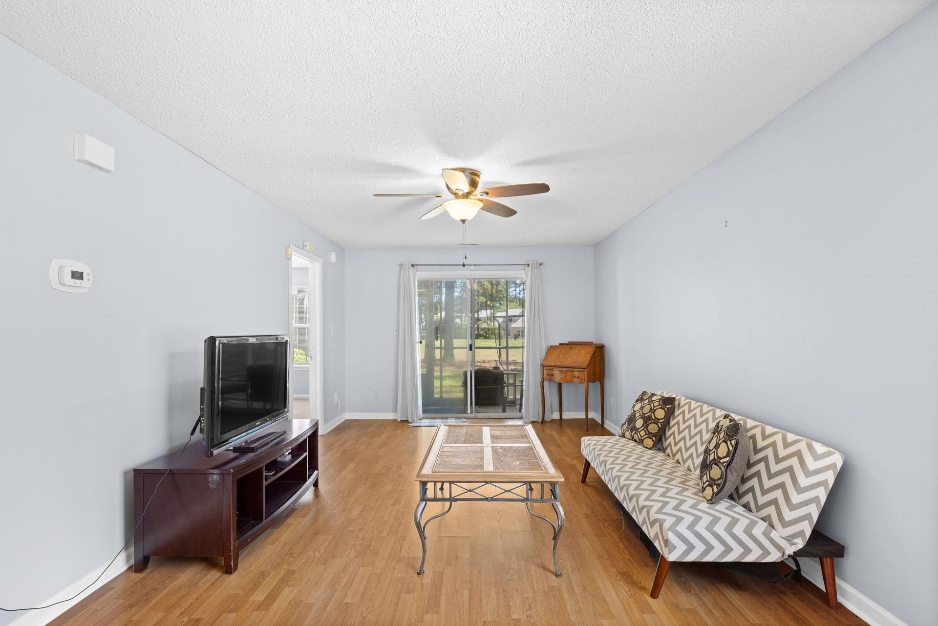 890 Fairway Dr.  Photo 22