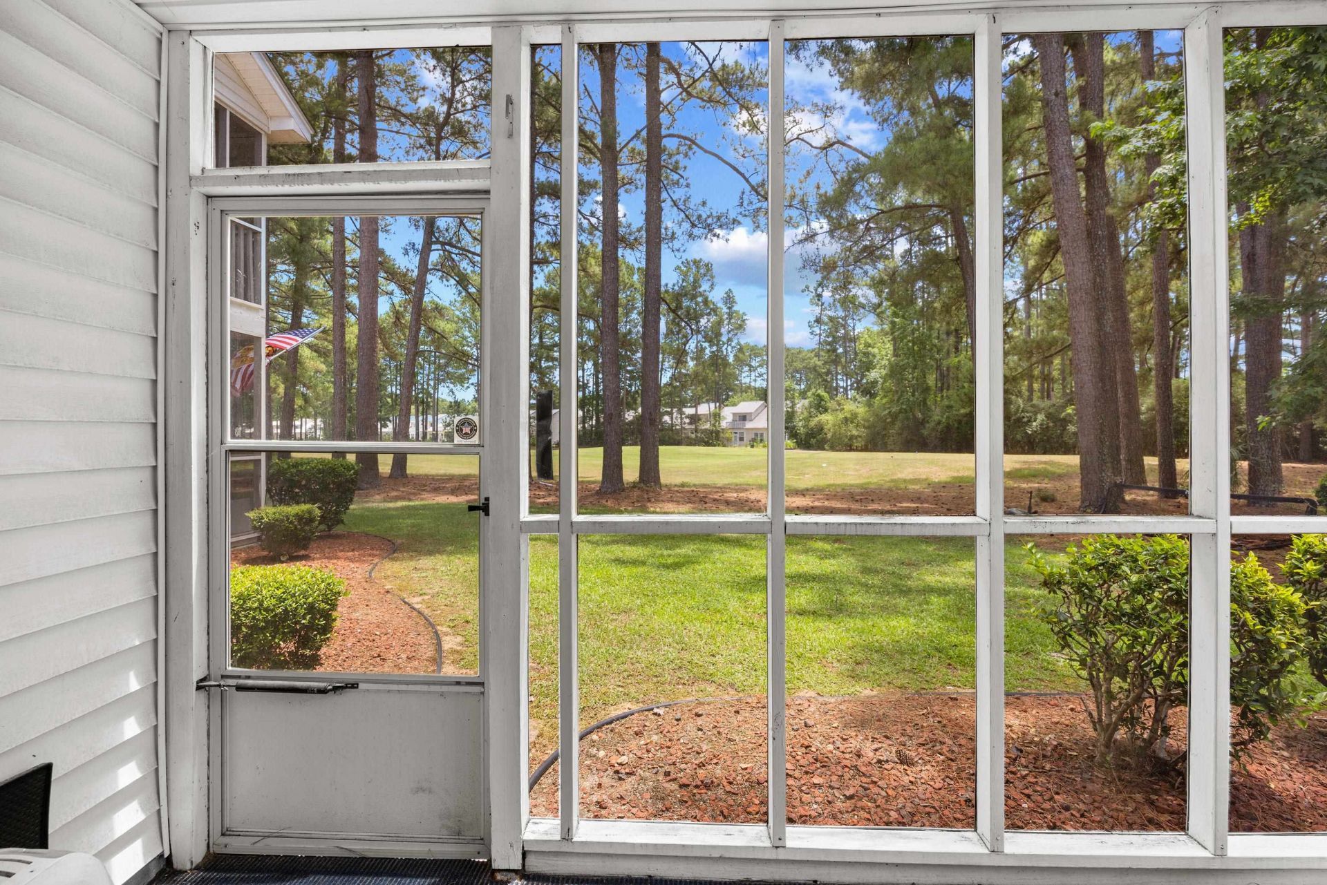 890 Fairway Dr. Photo 36