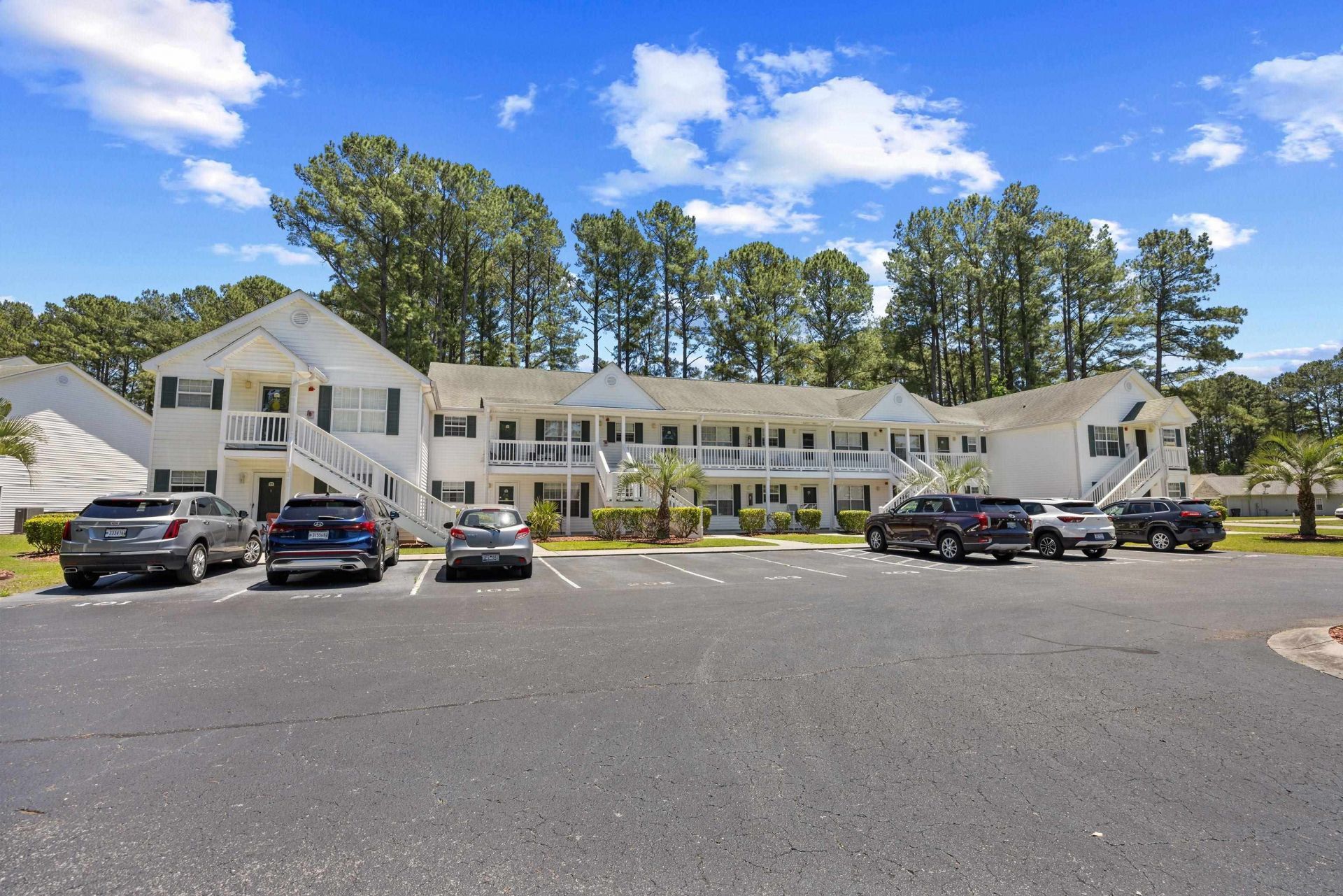 890 Fairway Dr.  Photo 8