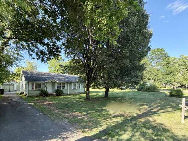 606 Peachtree St , Murfreesboro, TN 37129