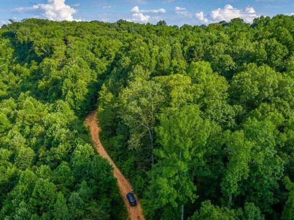 359 County Road 4 , Calhoun, TN 37309