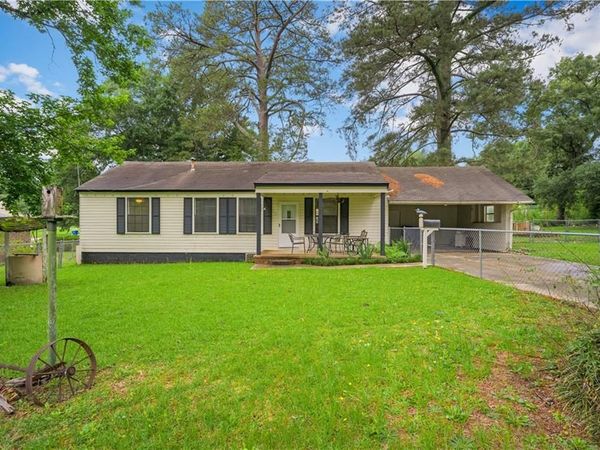 812 JOHN PAUL JONES Avenue, Leesville, LA 71446