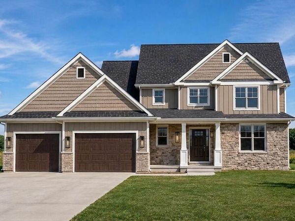 N66W21349 Sweet Clover LANE, Menomonee Falls, WI 53051