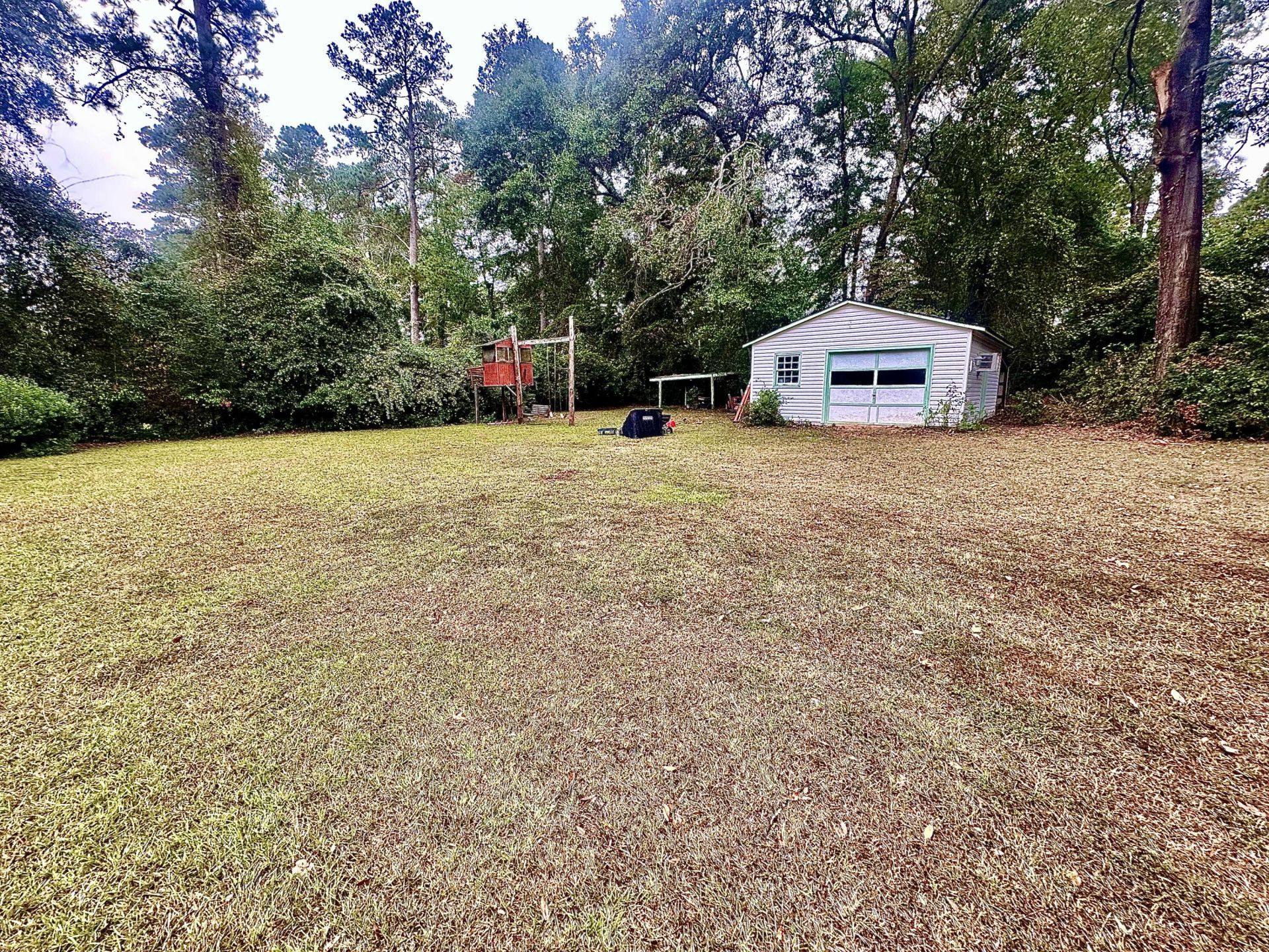 238 Club Acres Boulevard Photo 15