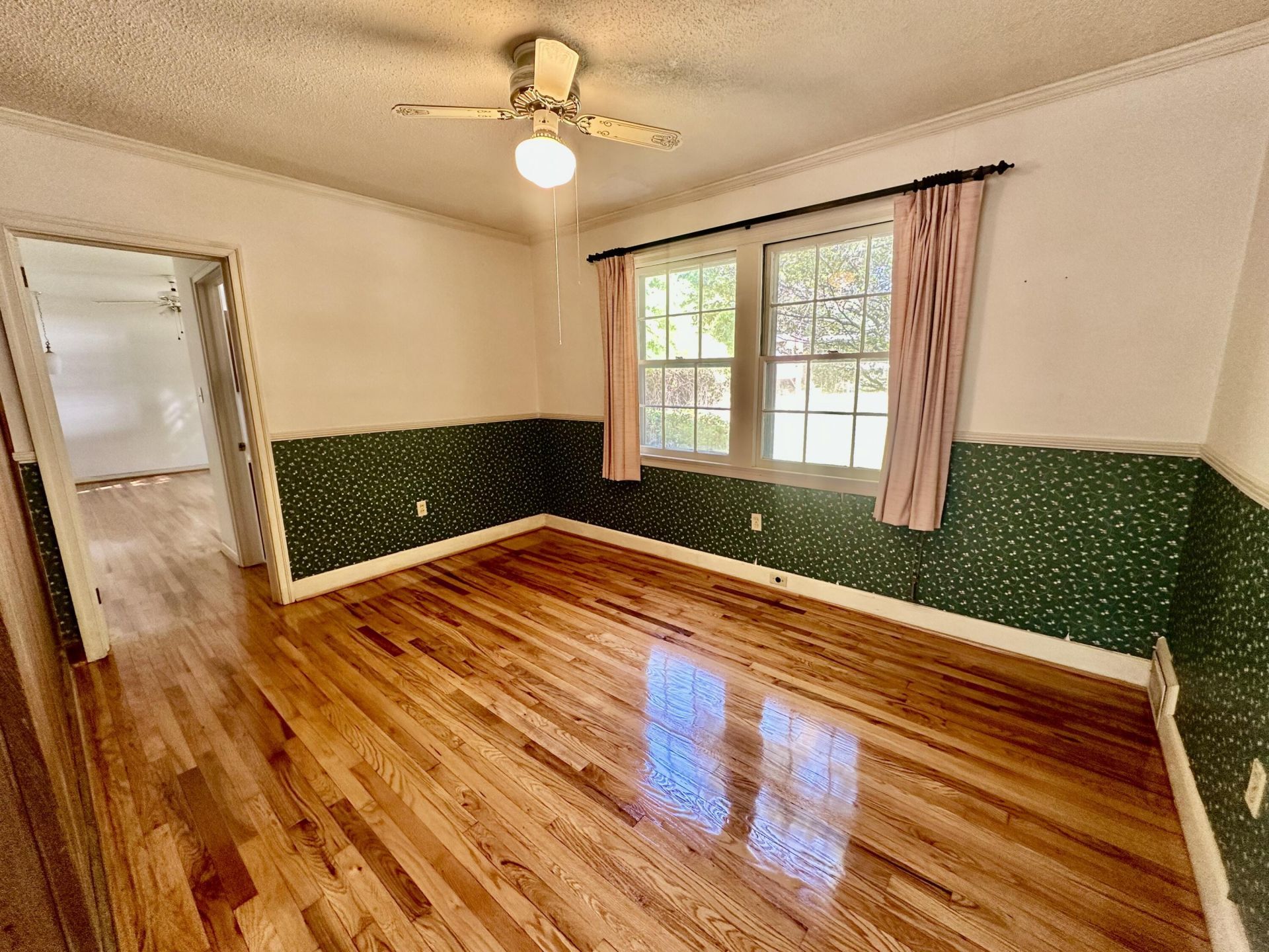 238 Club Acres Boulevard Photo 5